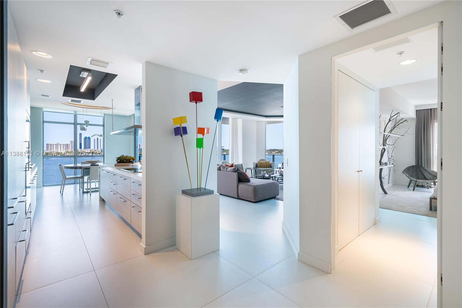 MARINA PALMS RESIDENCES N - Residential