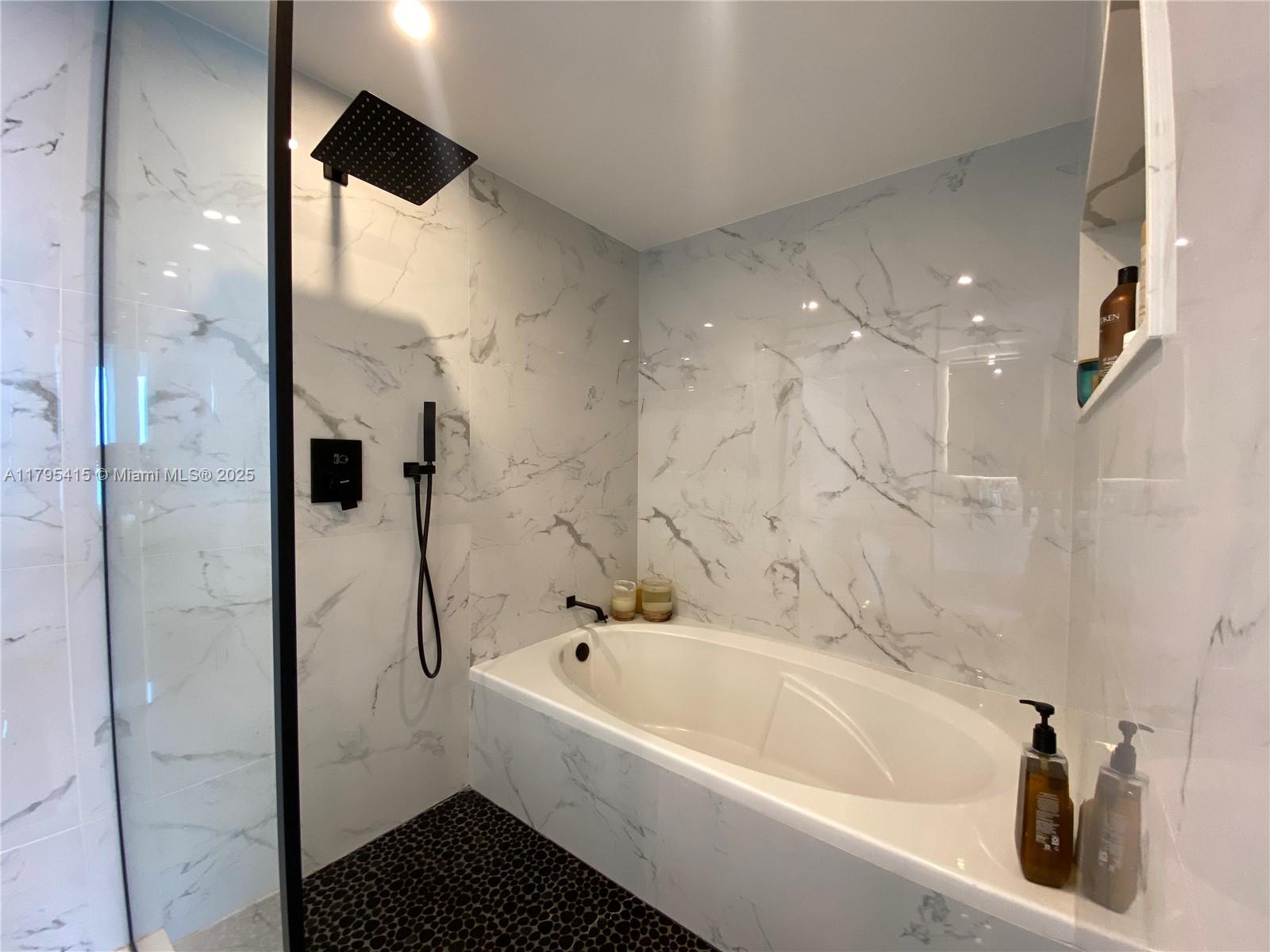 MARINABLUE CONDO - Residential Lease