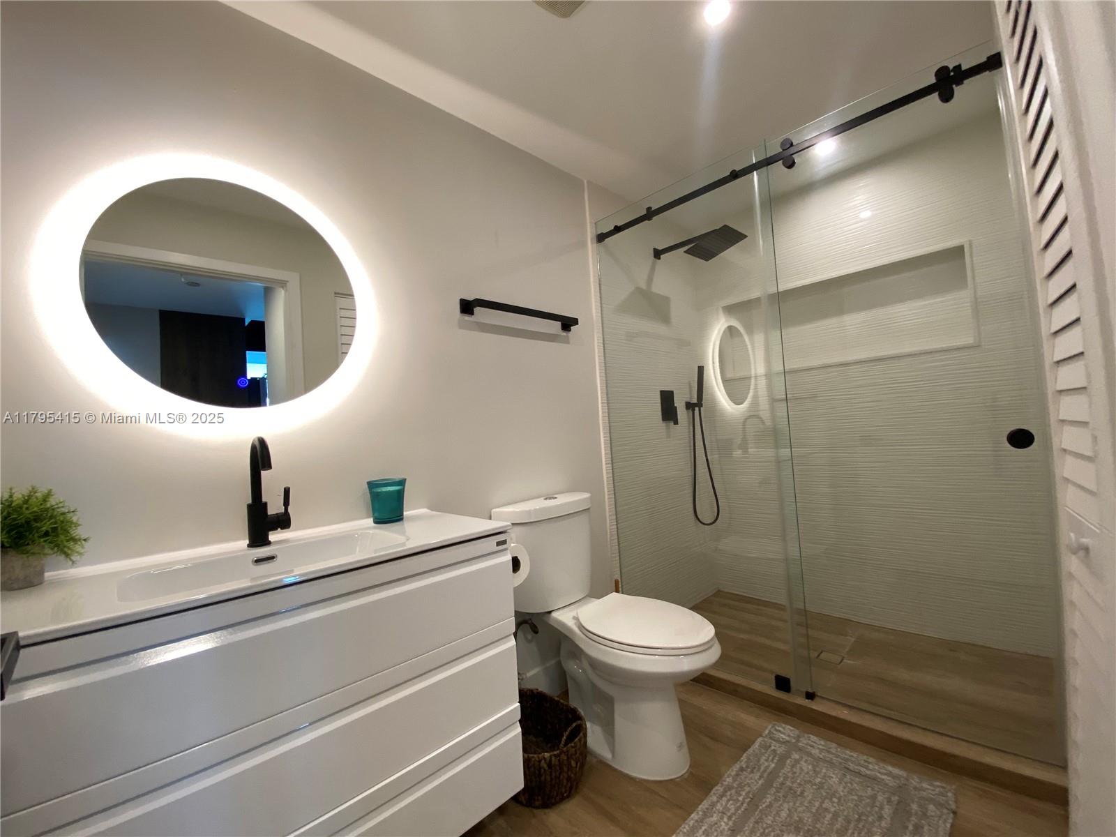 MARINABLUE CONDO - Residential Lease