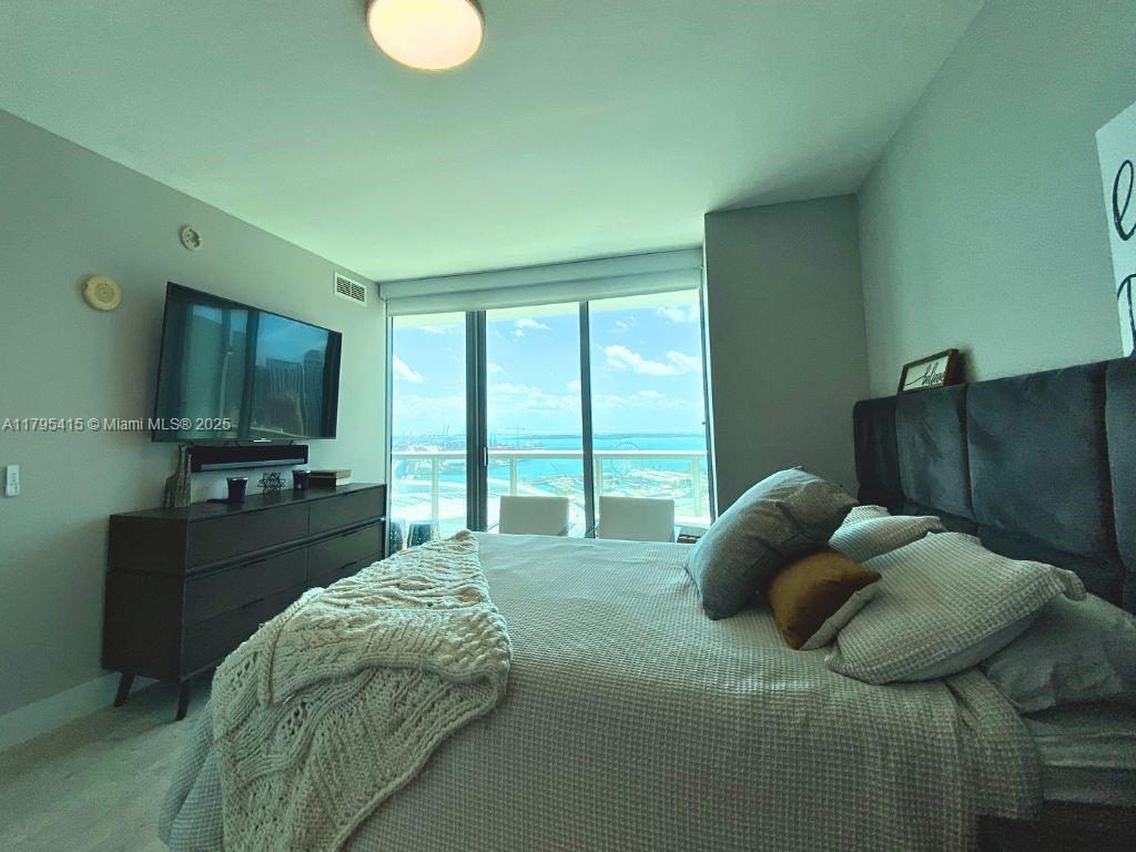 MARINABLUE CONDO - Residential Lease