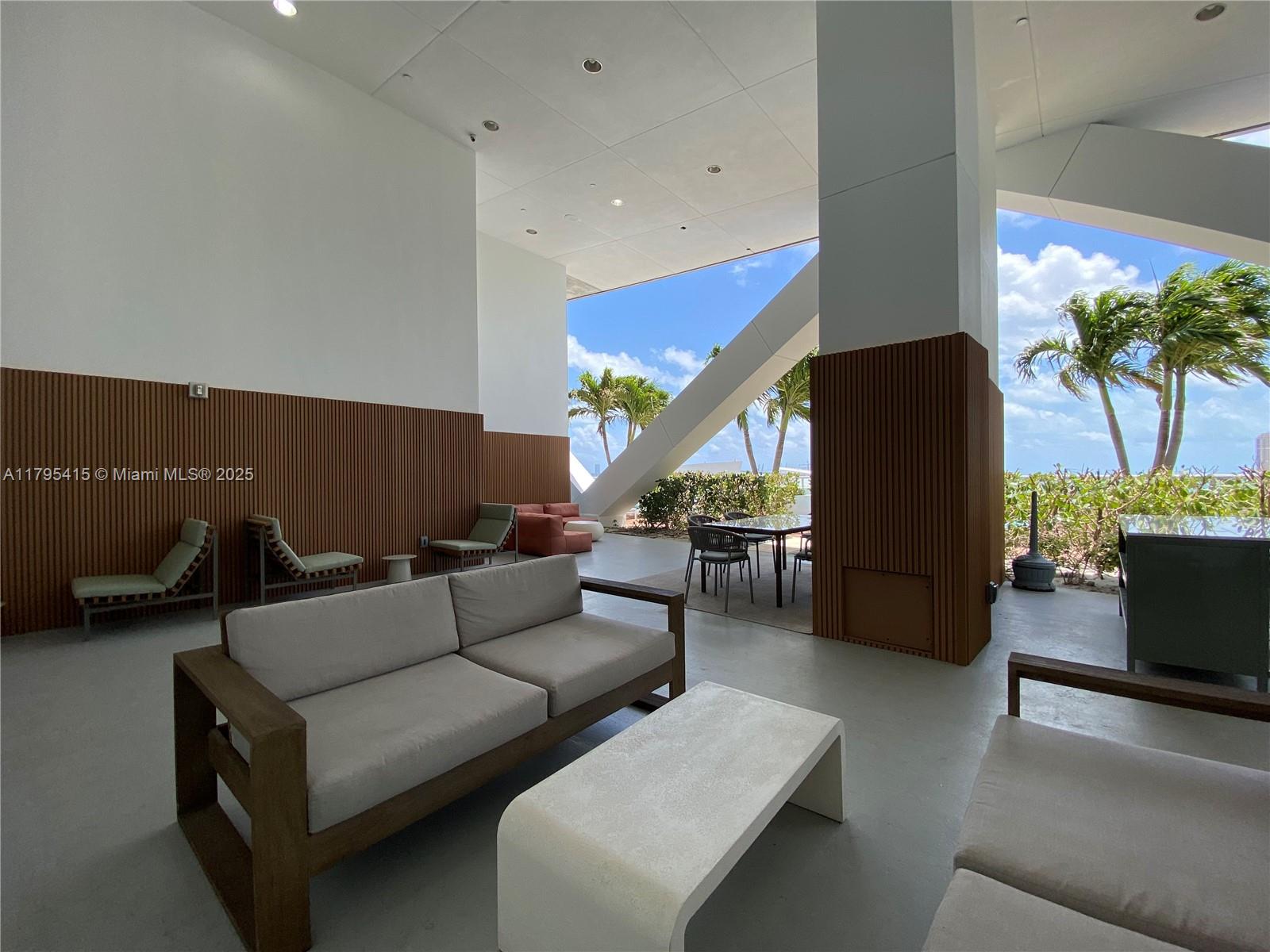 MARINABLUE CONDO - Residential Lease