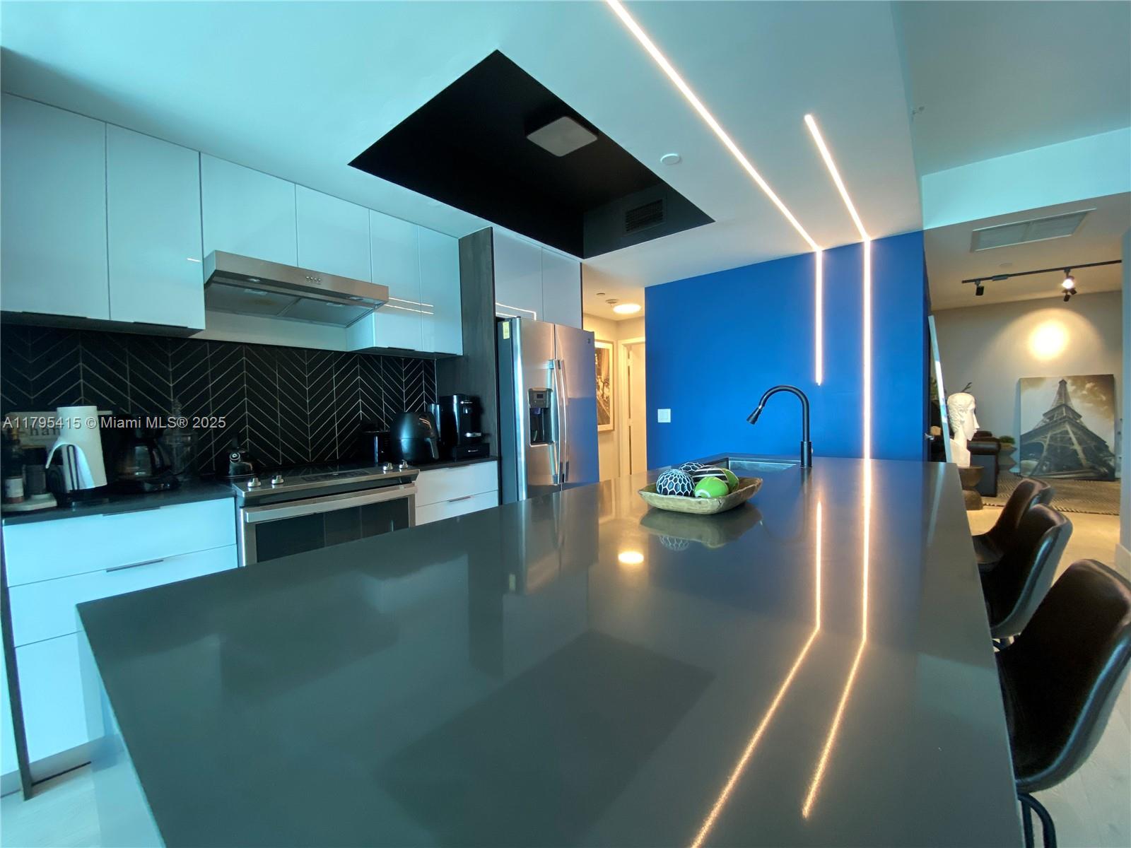 MARINABLUE CONDO - Residential Lease