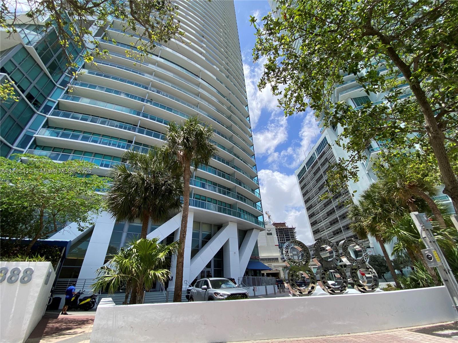 MARINABLUE CONDO - Residential Lease