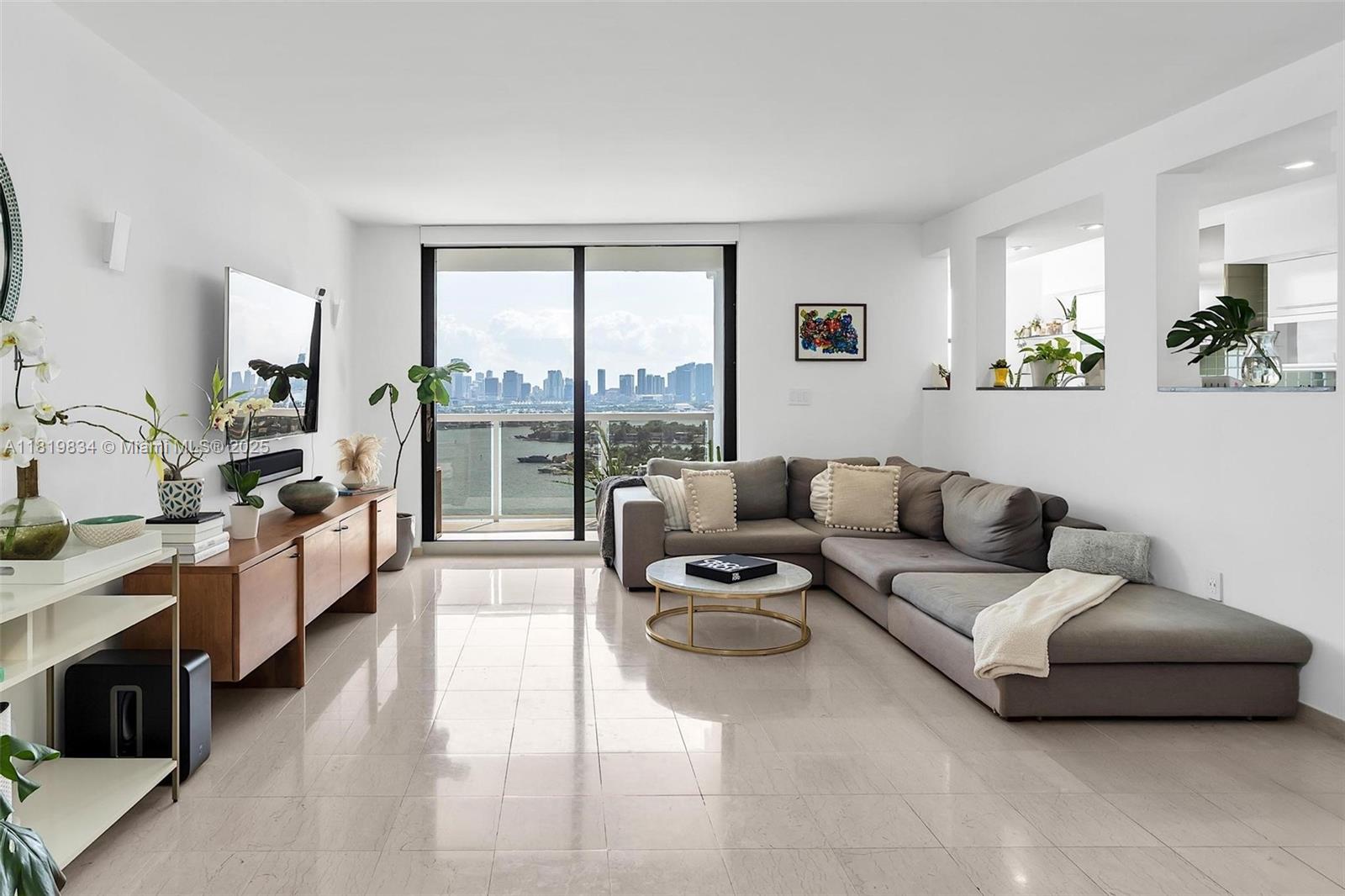 NINE ISLAND AVENUE CONDO - Residential Lease