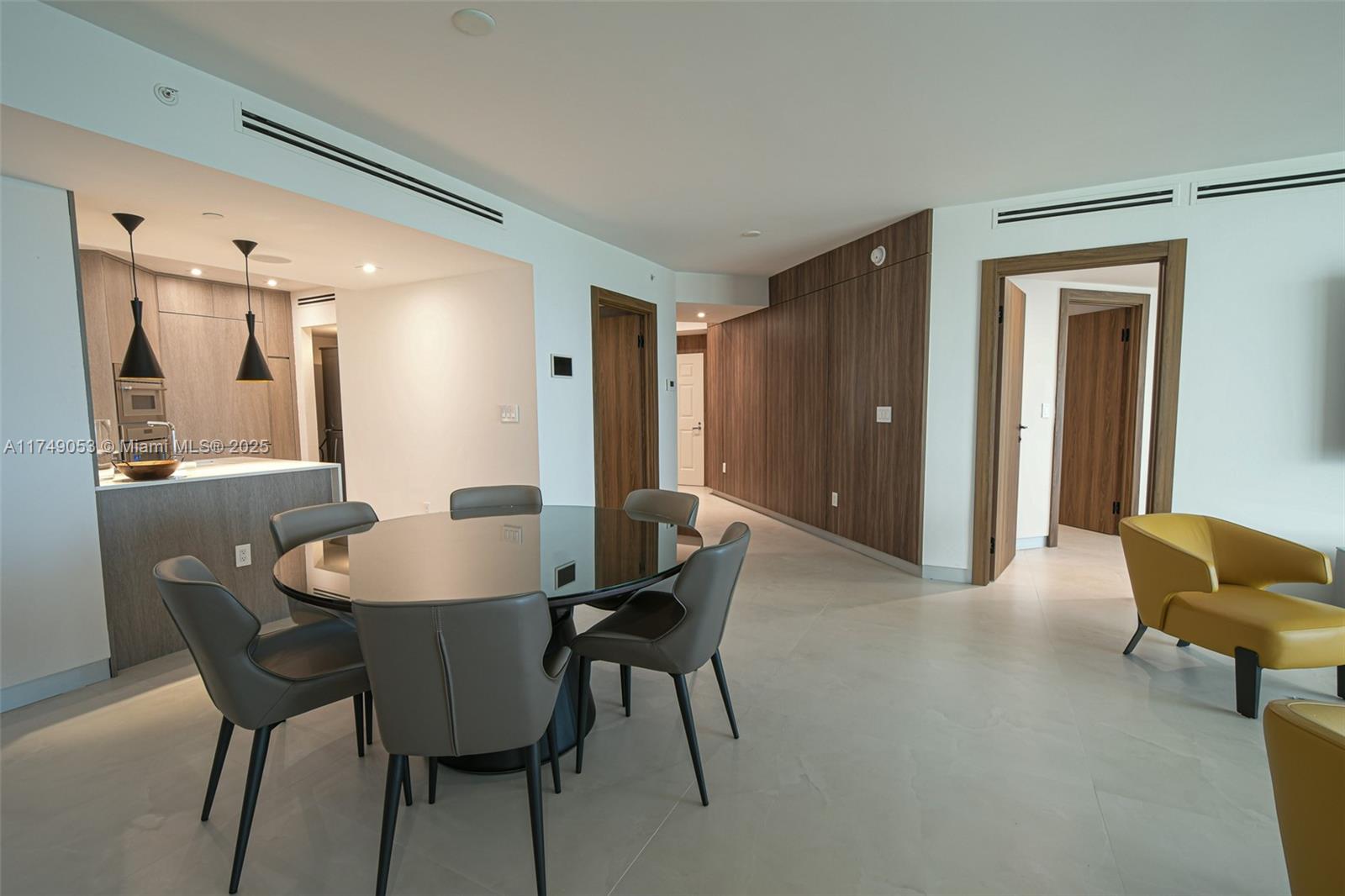 16699 Collins Ave 3202