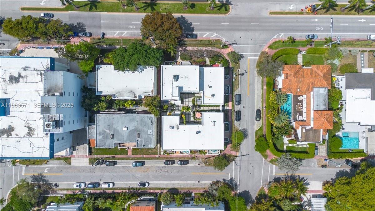 THE PINES AND THE PALMS C - Residential