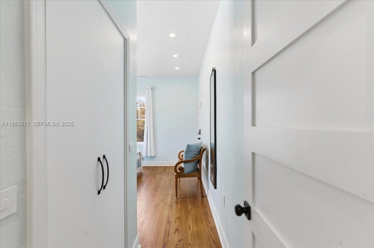 THE PINES AND THE PALMS C - Residential