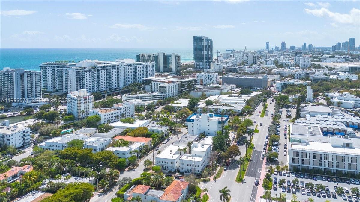 THE PINES AND THE PALMS C - Residential