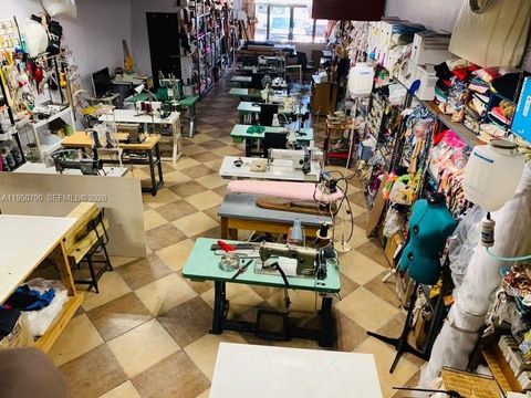 2648 NW 21st ter Miami FL 33142