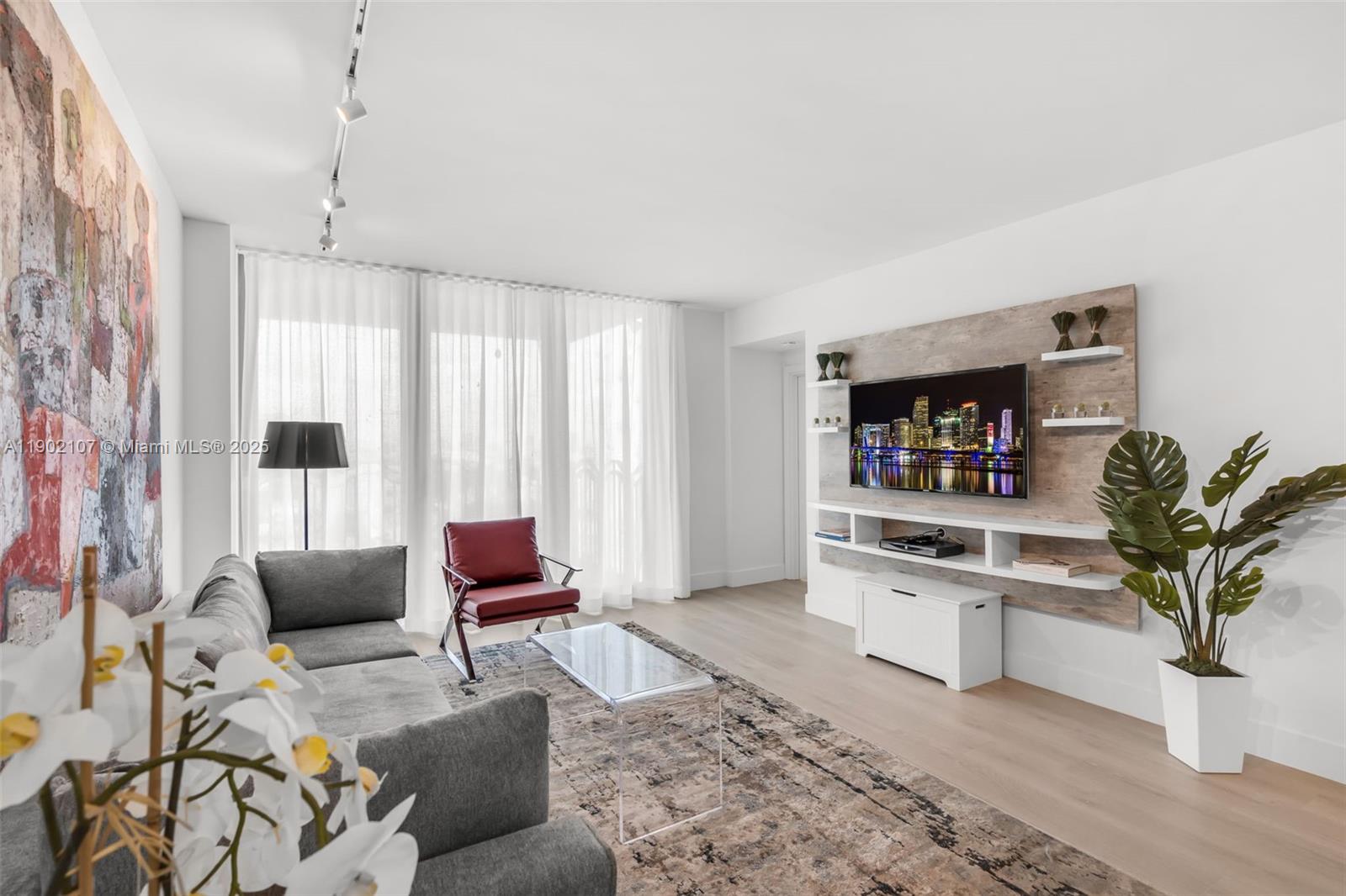 1500 Ocean Dr 1109