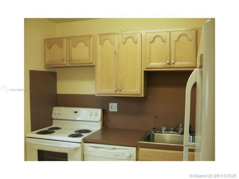 PARKSIDE TOWERS CONDO - Residential Lease
