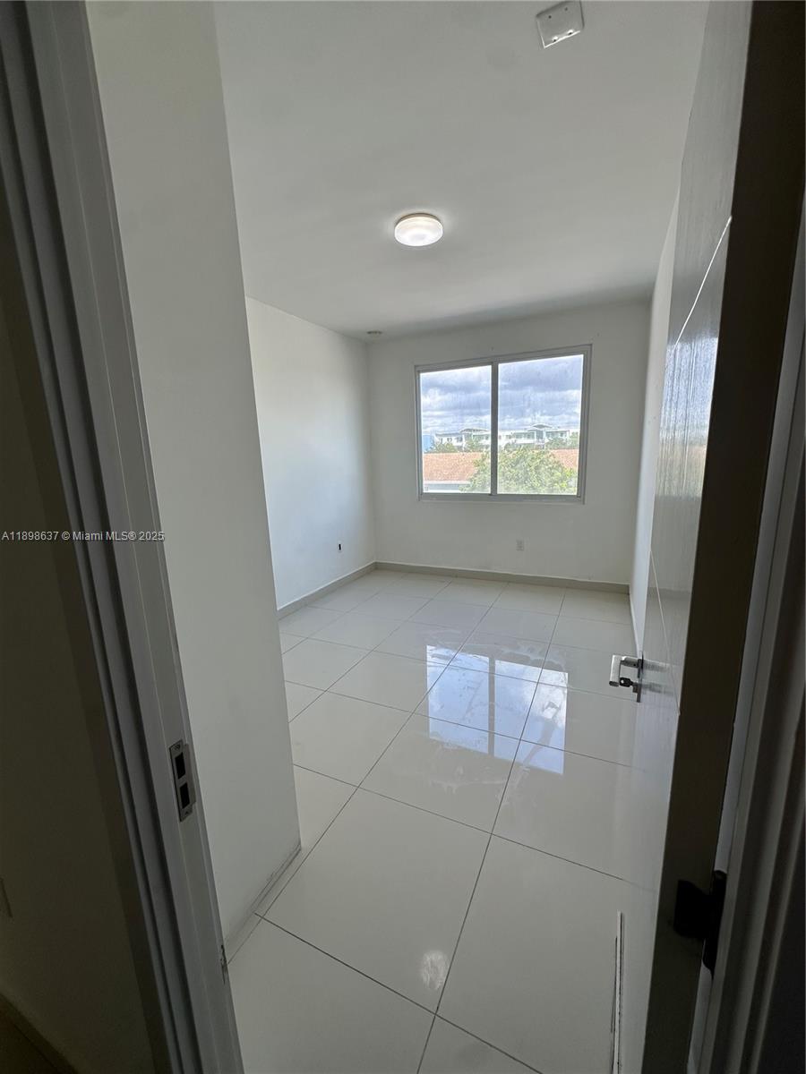 VITTORIA GARDENS - Residential