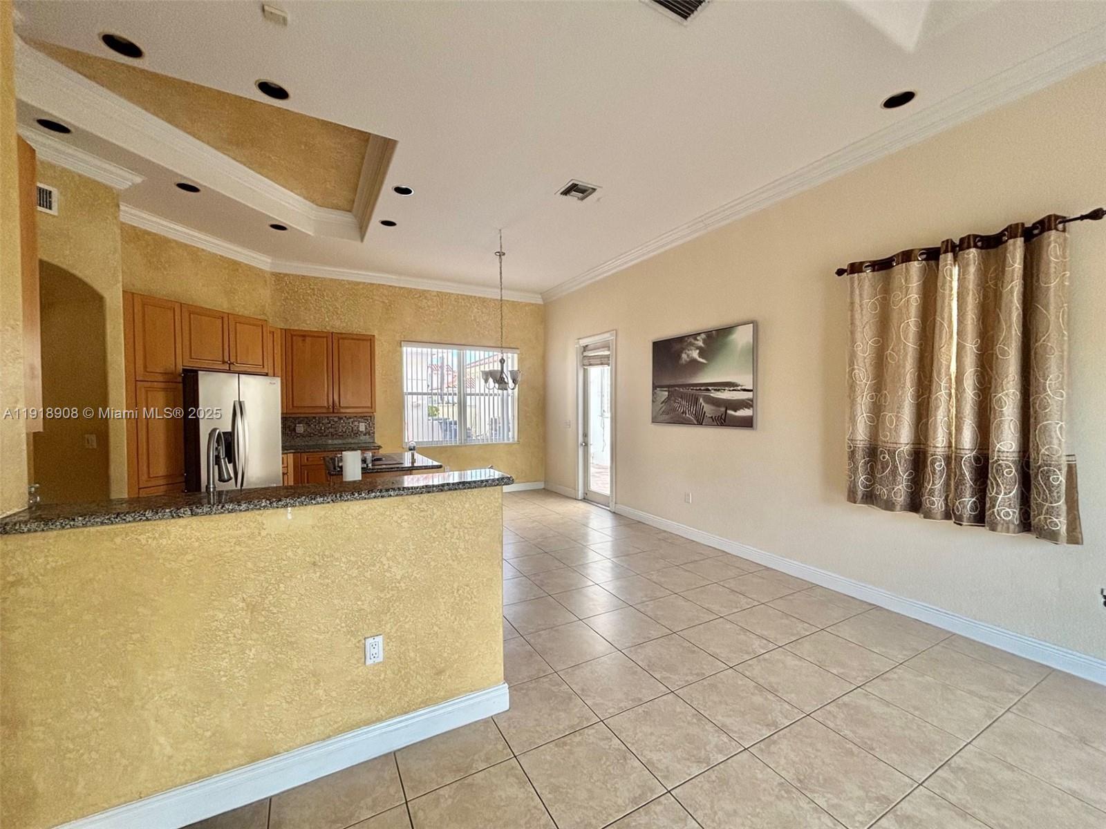 THREE ISLANDS 3RD SECTION - Residential Lease