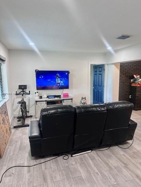 TAMIAMI TRAIL PARK - Residential