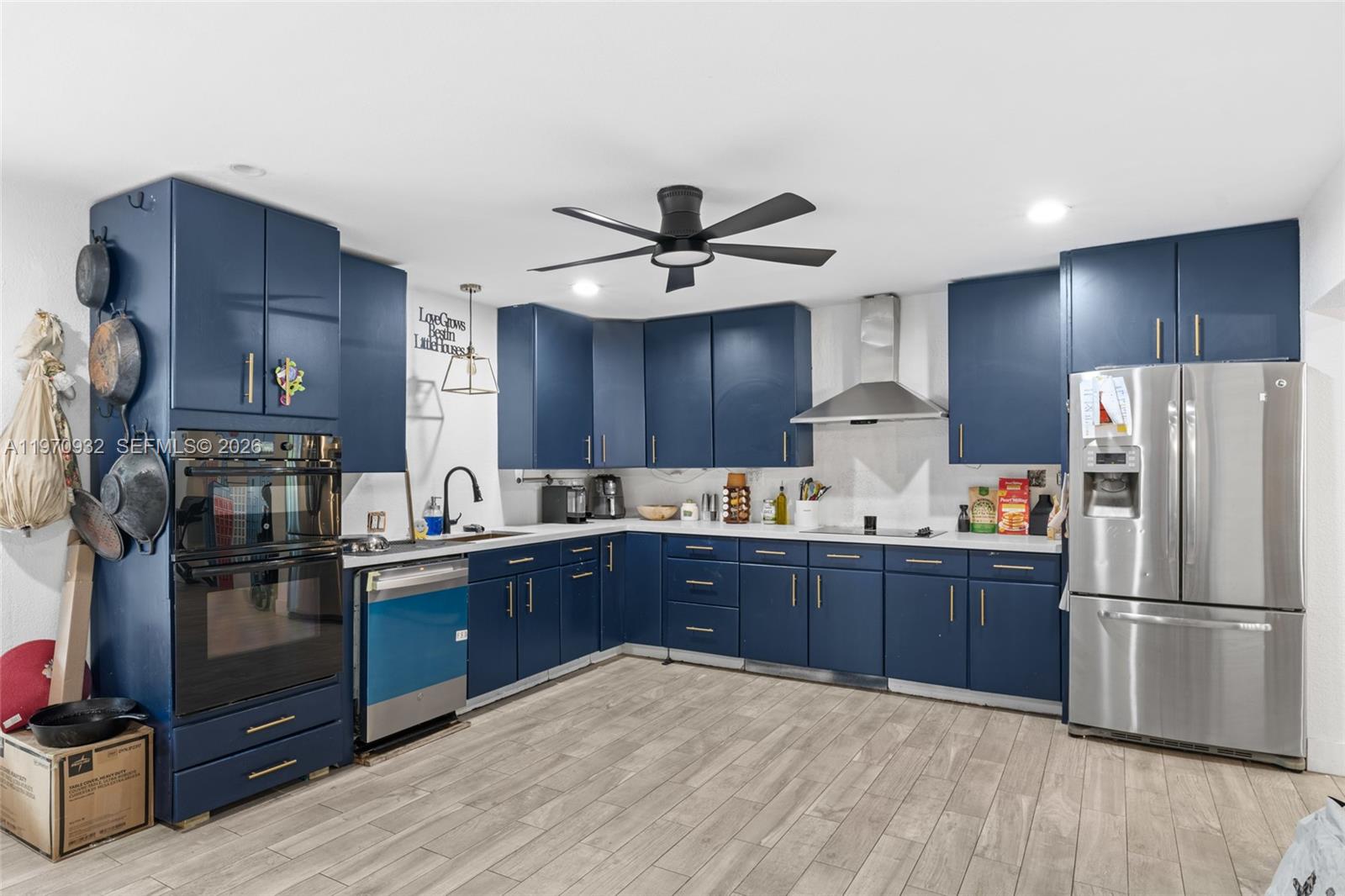 TAMIAMI TRAIL PARK - Residential