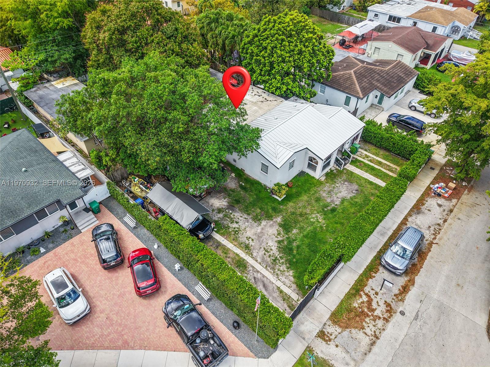 TAMIAMI TRAIL PARK - Residential