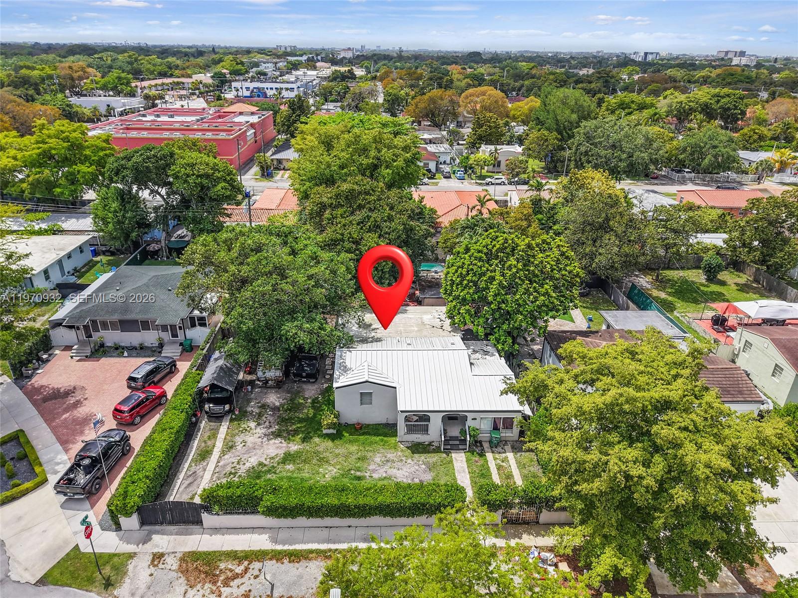 TAMIAMI TRAIL PARK - Residential