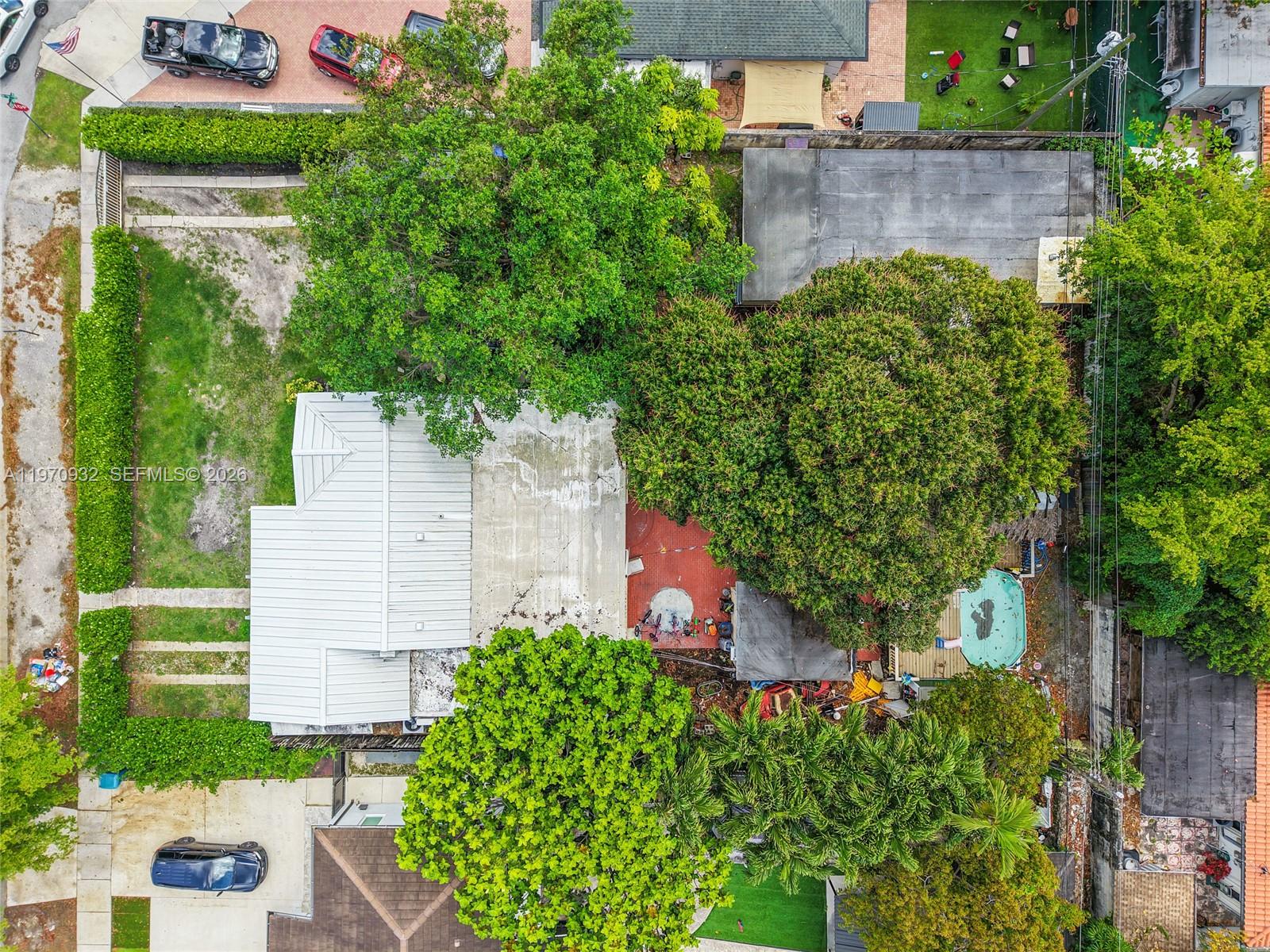 TAMIAMI TRAIL PARK - Residential