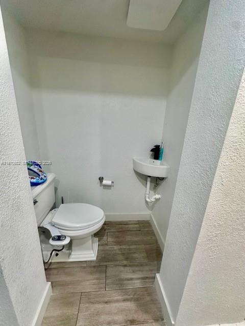 TAMIAMI TRAIL PARK - Residential