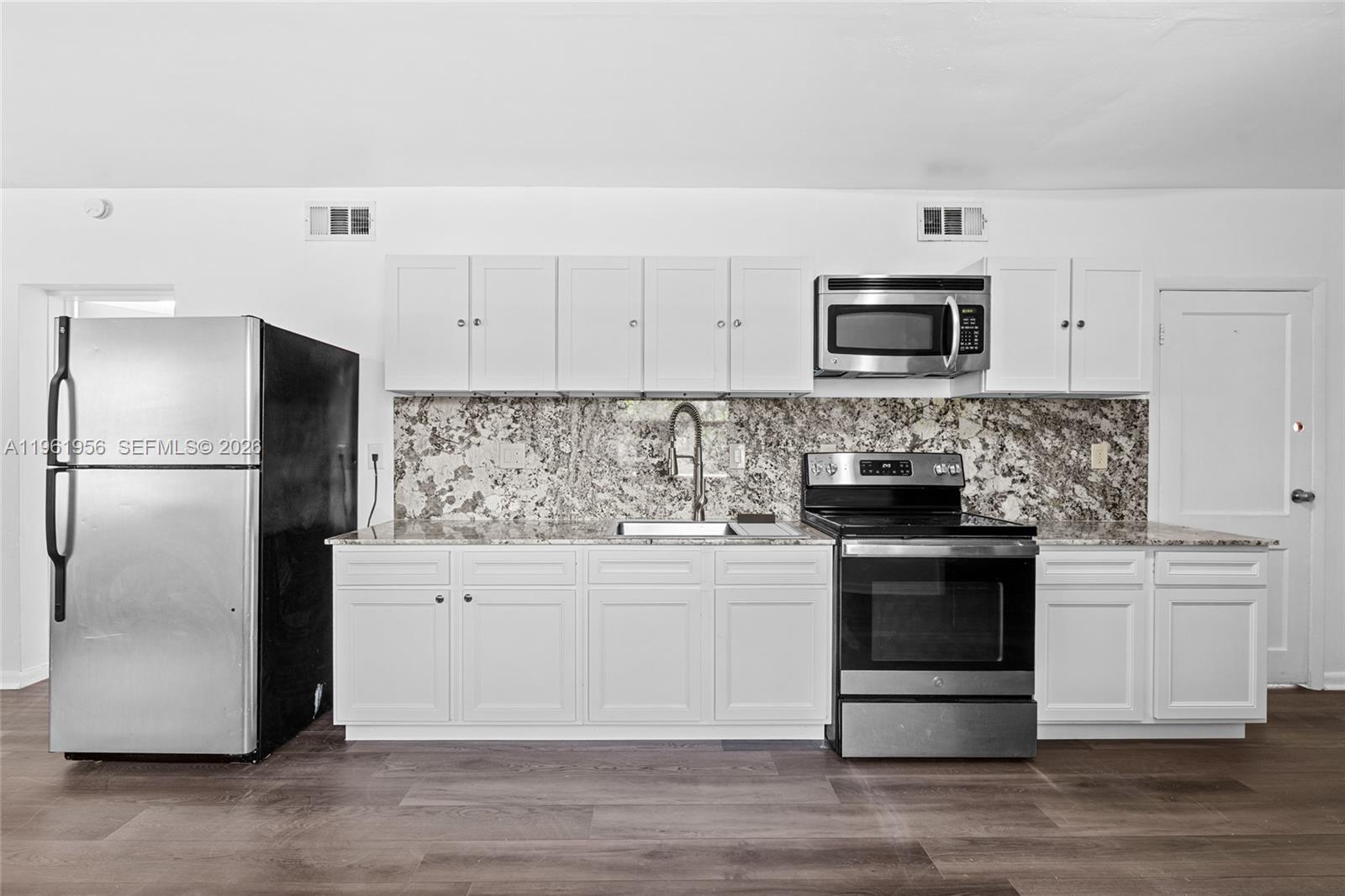 REV PLAT OF BRANDON PARK - Residential