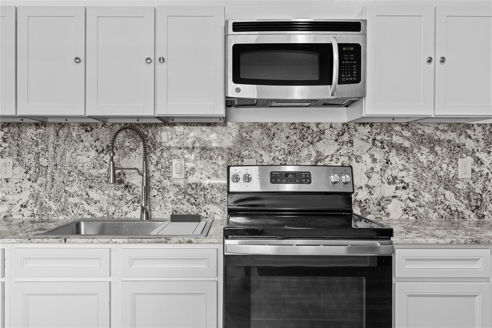 REV PLAT OF BRANDON PARK - Residential