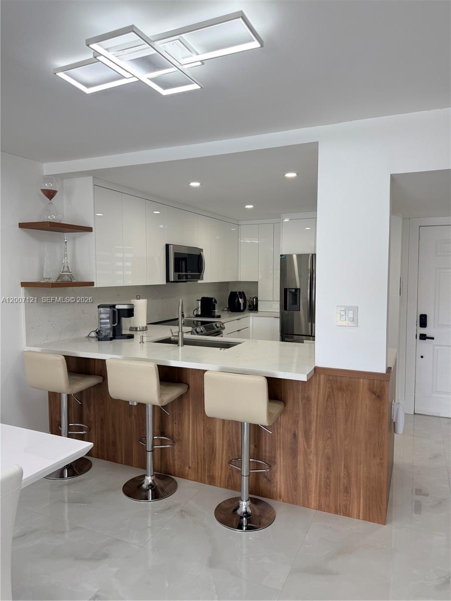 FAIRWAY GREENS CONDO HOME - Residential