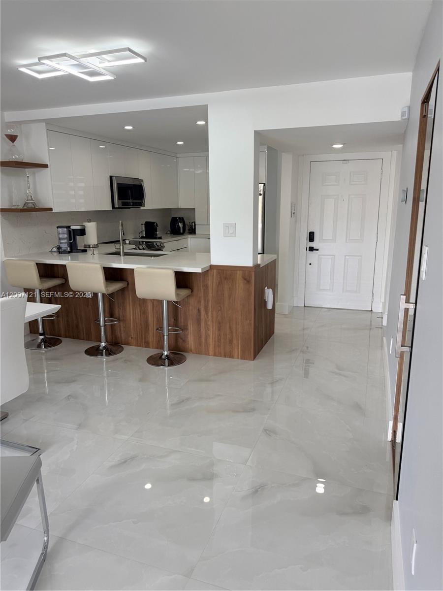 FAIRWAY GREENS CONDO HOME - Residential