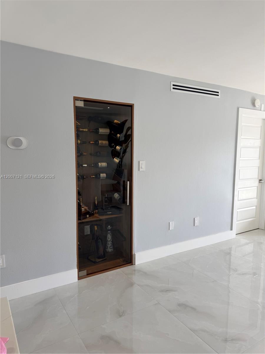 FAIRWAY GREENS CONDO HOME - Residential