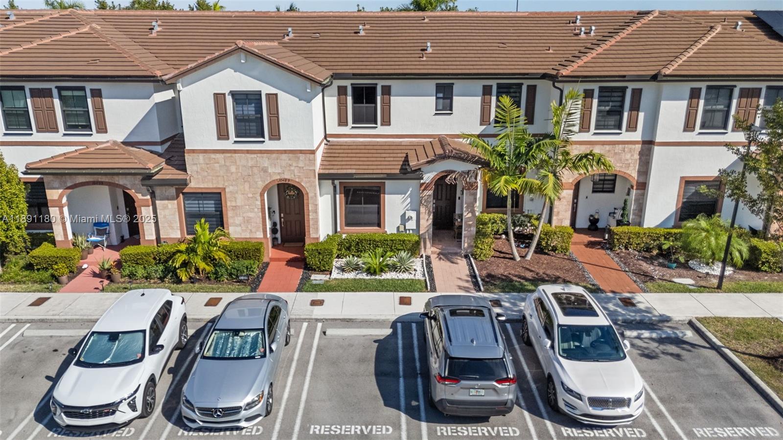 AQUABELLA SECTION TWO - Residential