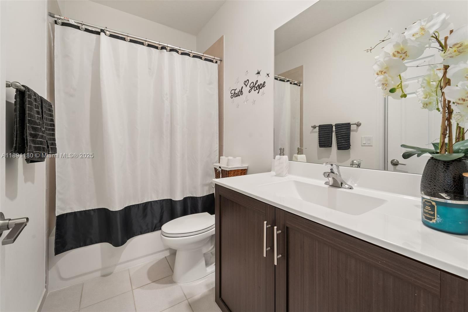 AQUABELLA SECTION TWO - Residential
