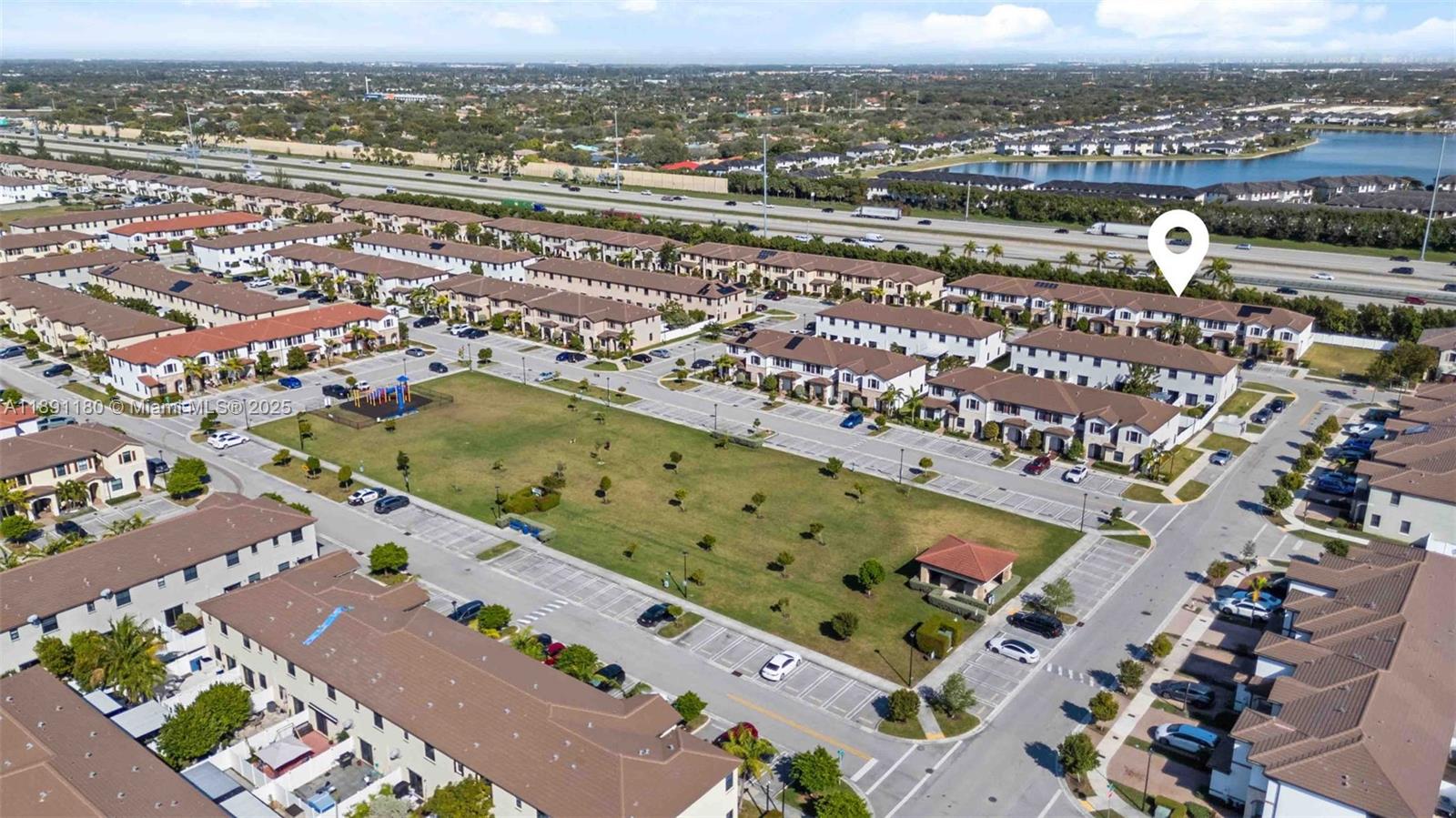 AQUABELLA SECTION TWO - Residential