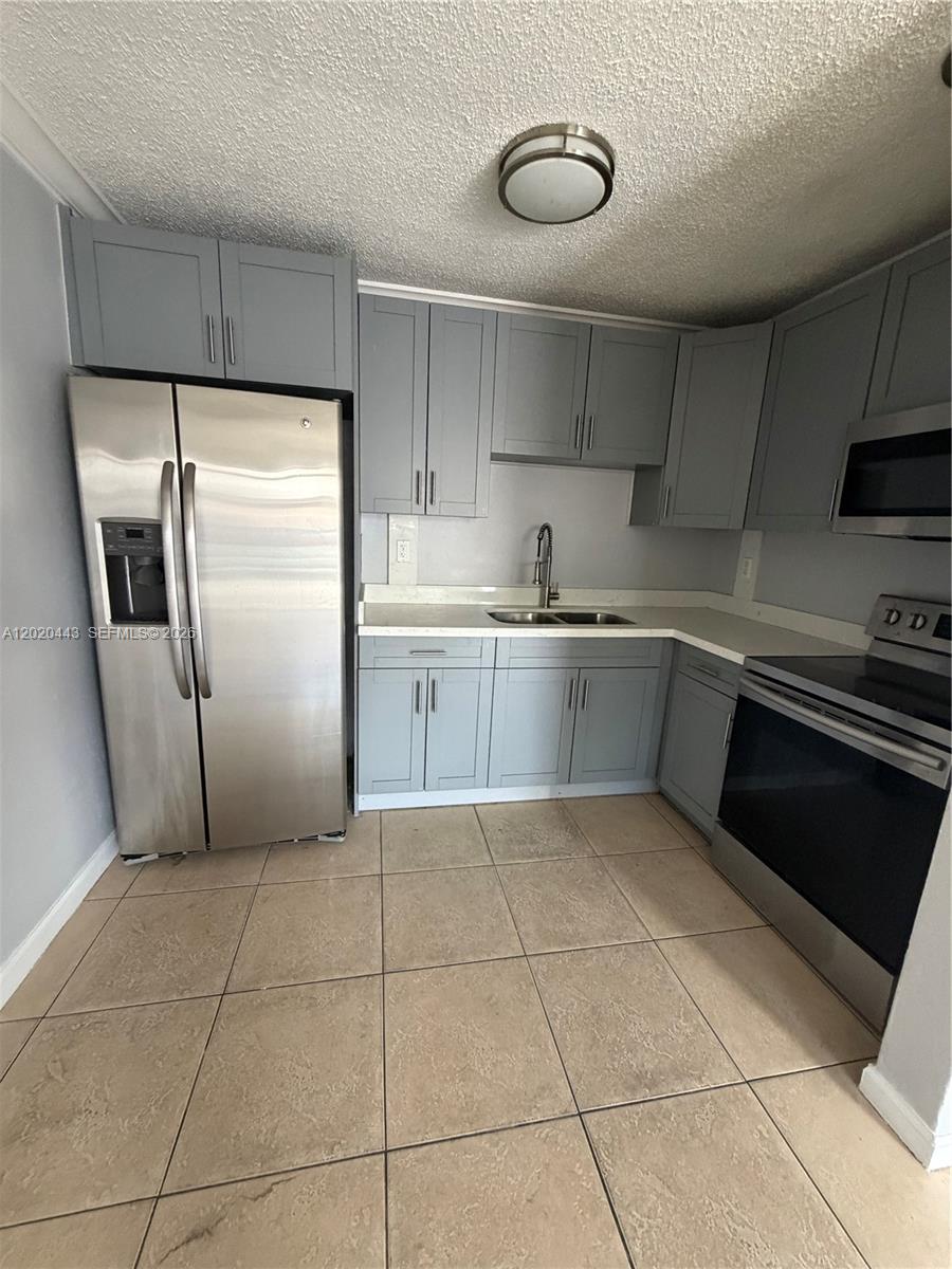2924 NW 132nd Ter 2