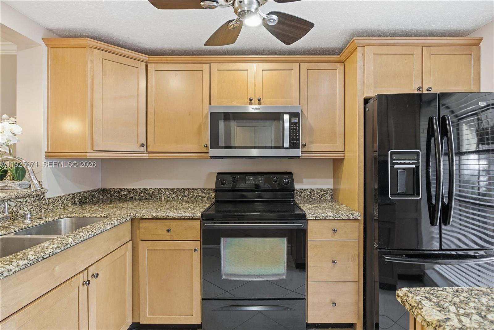 MEADOWRIDGE CONDO - Residential