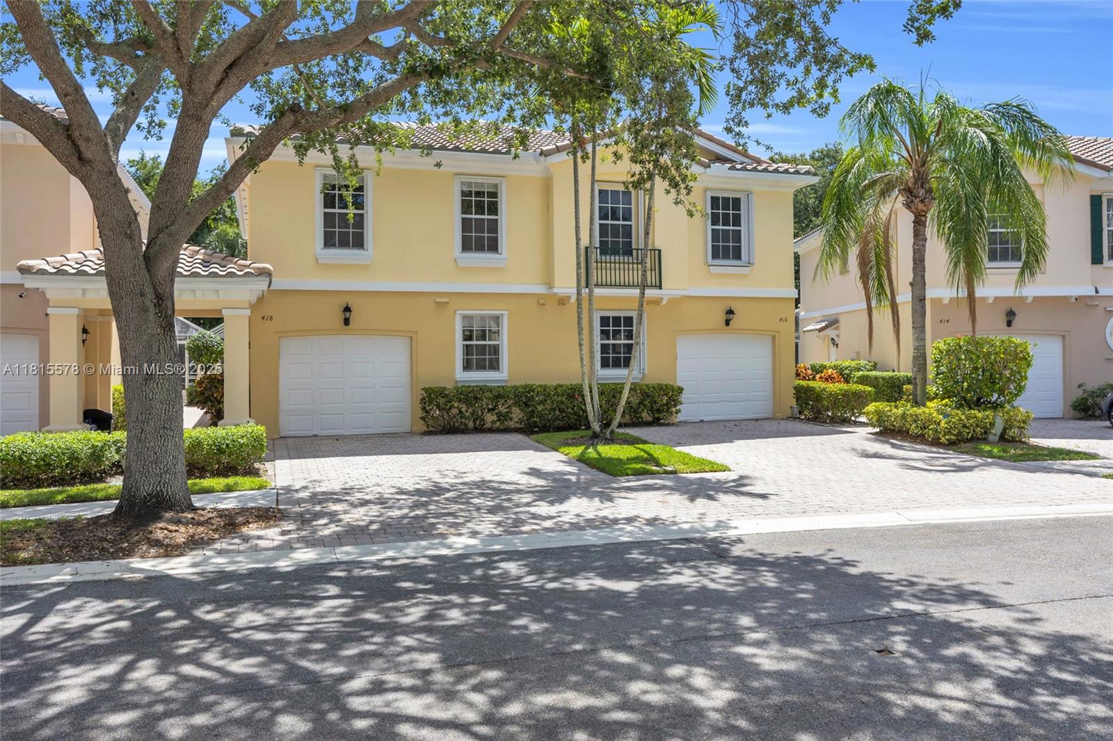 CATALINA LAKES - Residential Lease