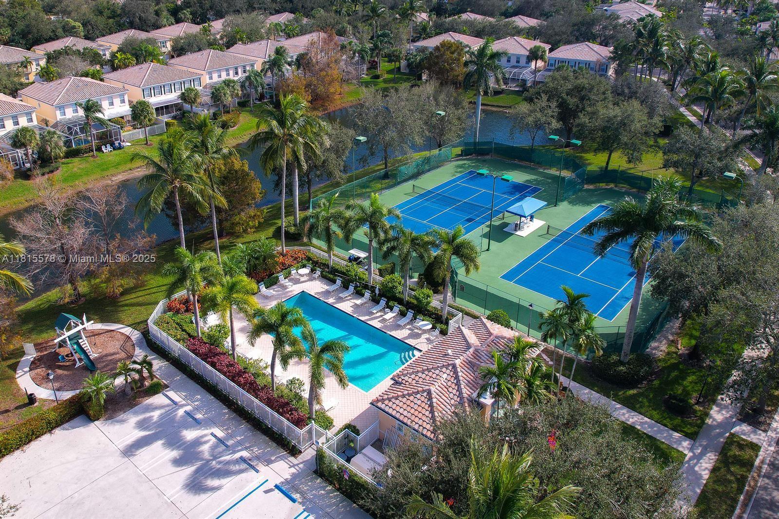 CATALINA LAKES - Residential Lease