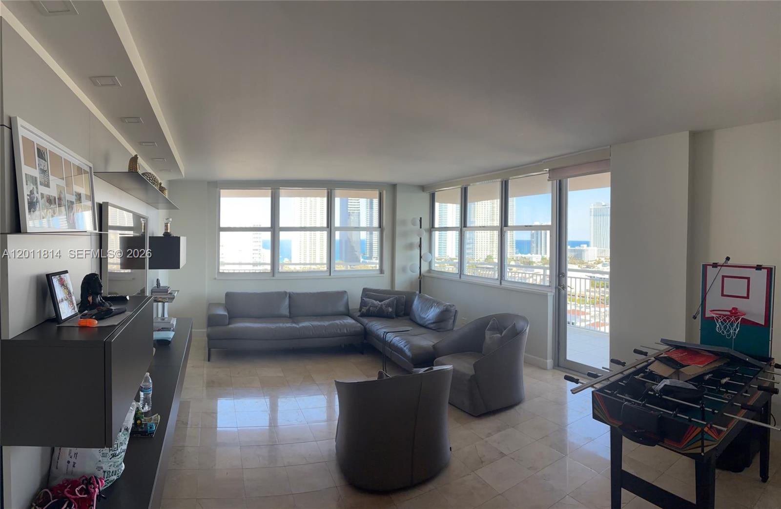 WINSTON TOWERS 100 CONDO - Residential
