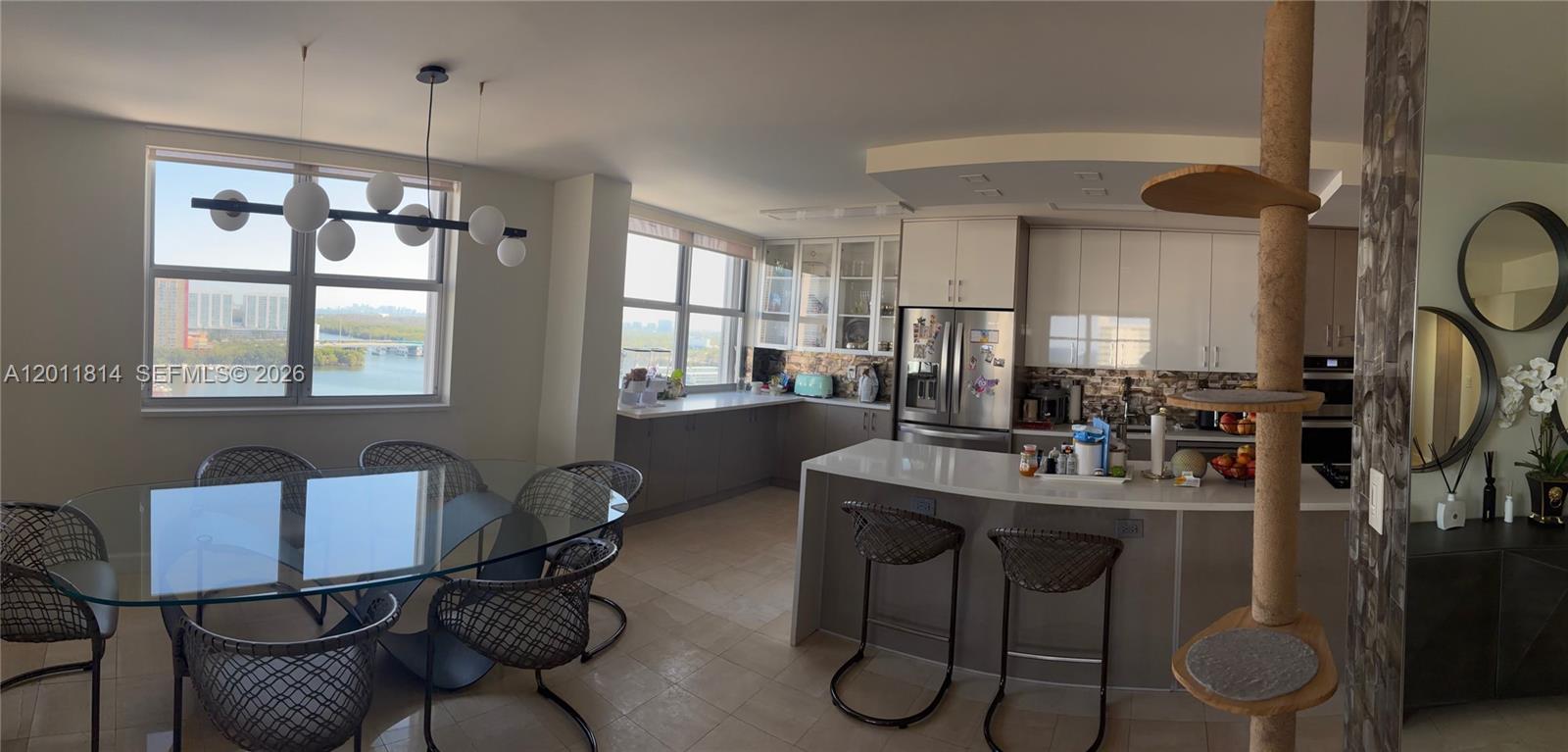 WINSTON TOWERS 100 CONDO - Residential