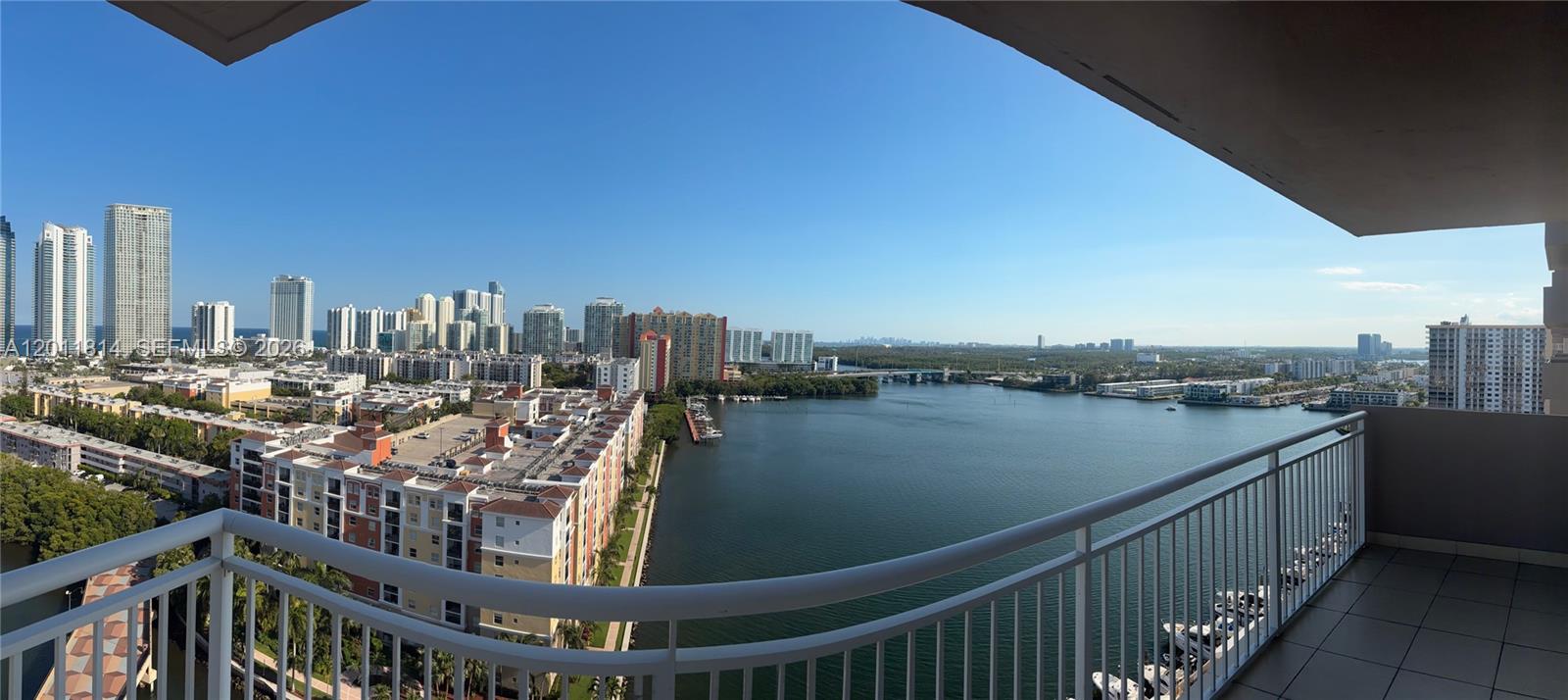 WINSTON TOWERS 100 CONDO - Residential