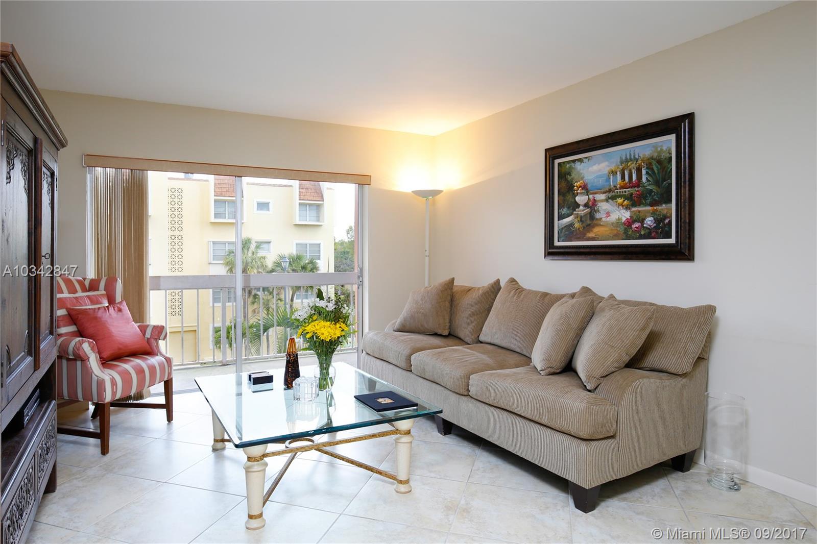 VILLAGE OF KINGS CREEK CO - Residential Lease