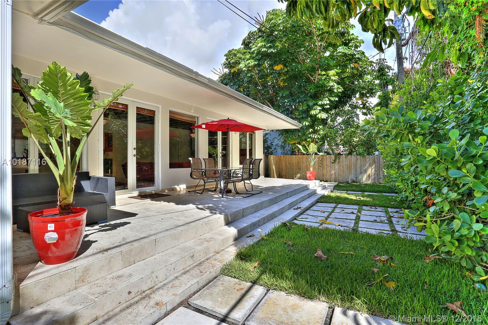 Bay Heights 1st Add - Residential