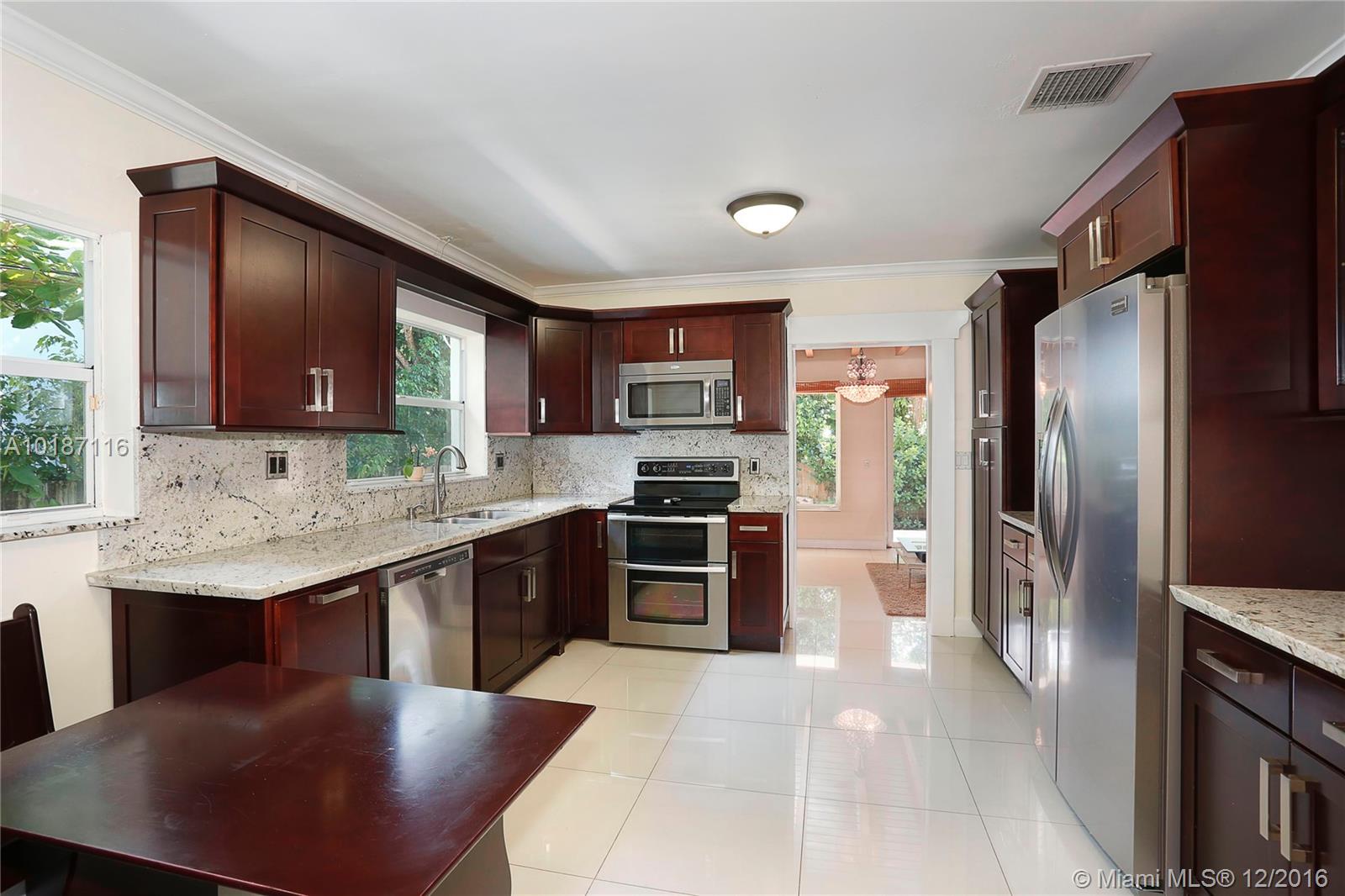 Bay Heights 1st Add - Residential