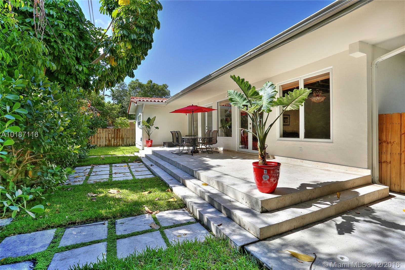 Bay Heights 1st Add - Residential