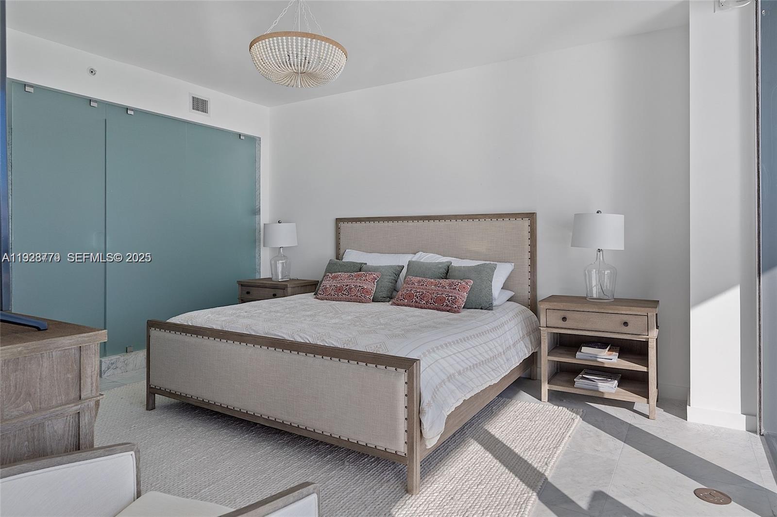 ONE PARAISO CONDO - Residential Lease