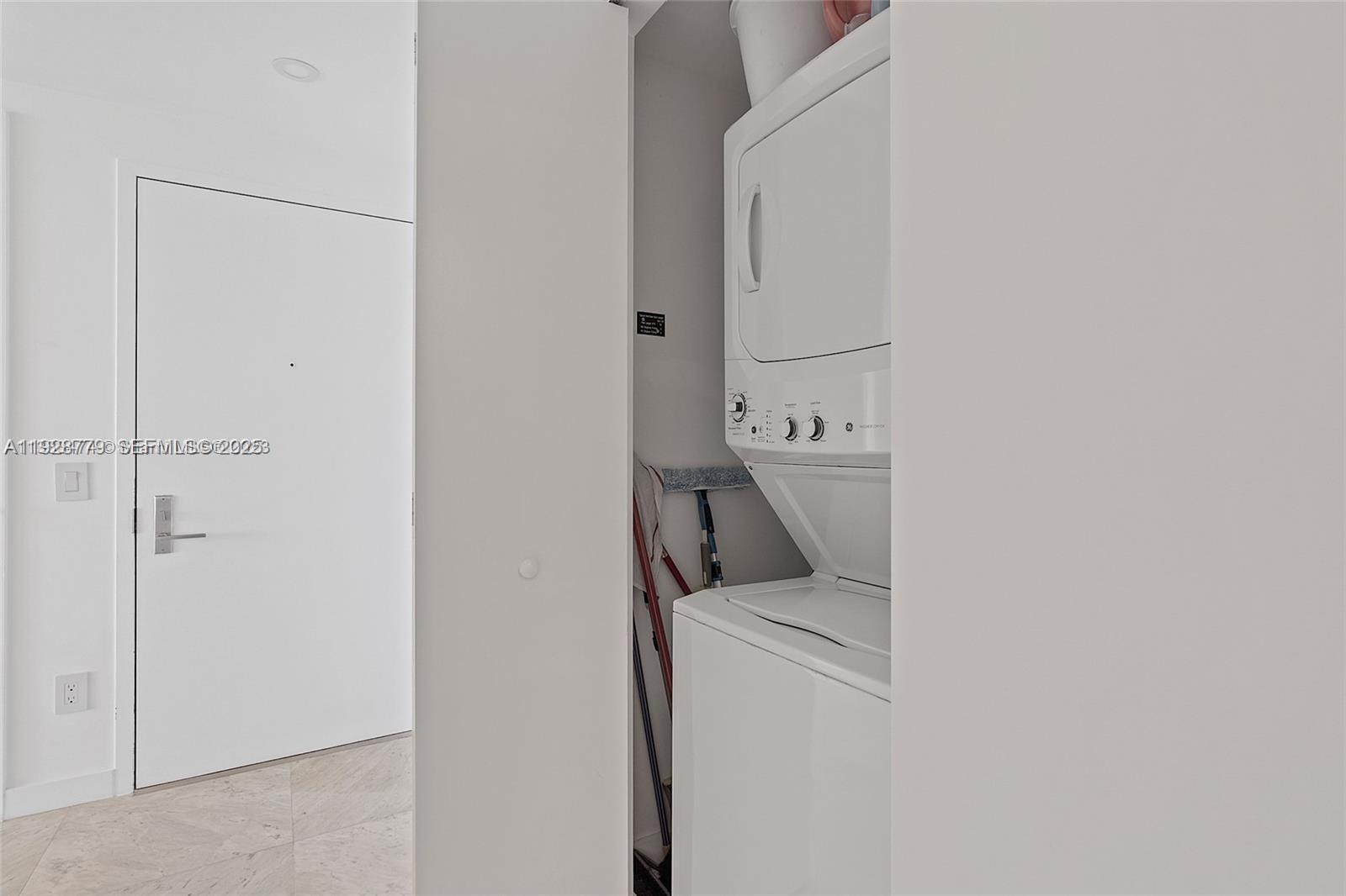 ONE PARAISO CONDO - Residential Lease