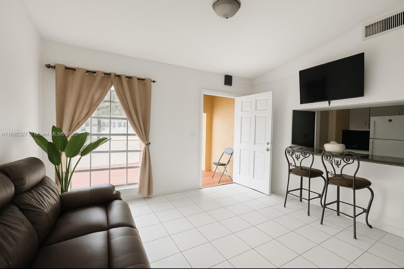 UNIVERSAL DREAM HOMES - Residential