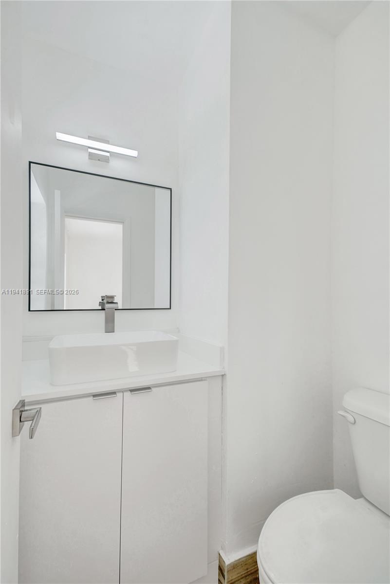 INGLESIDE PARK - Residential