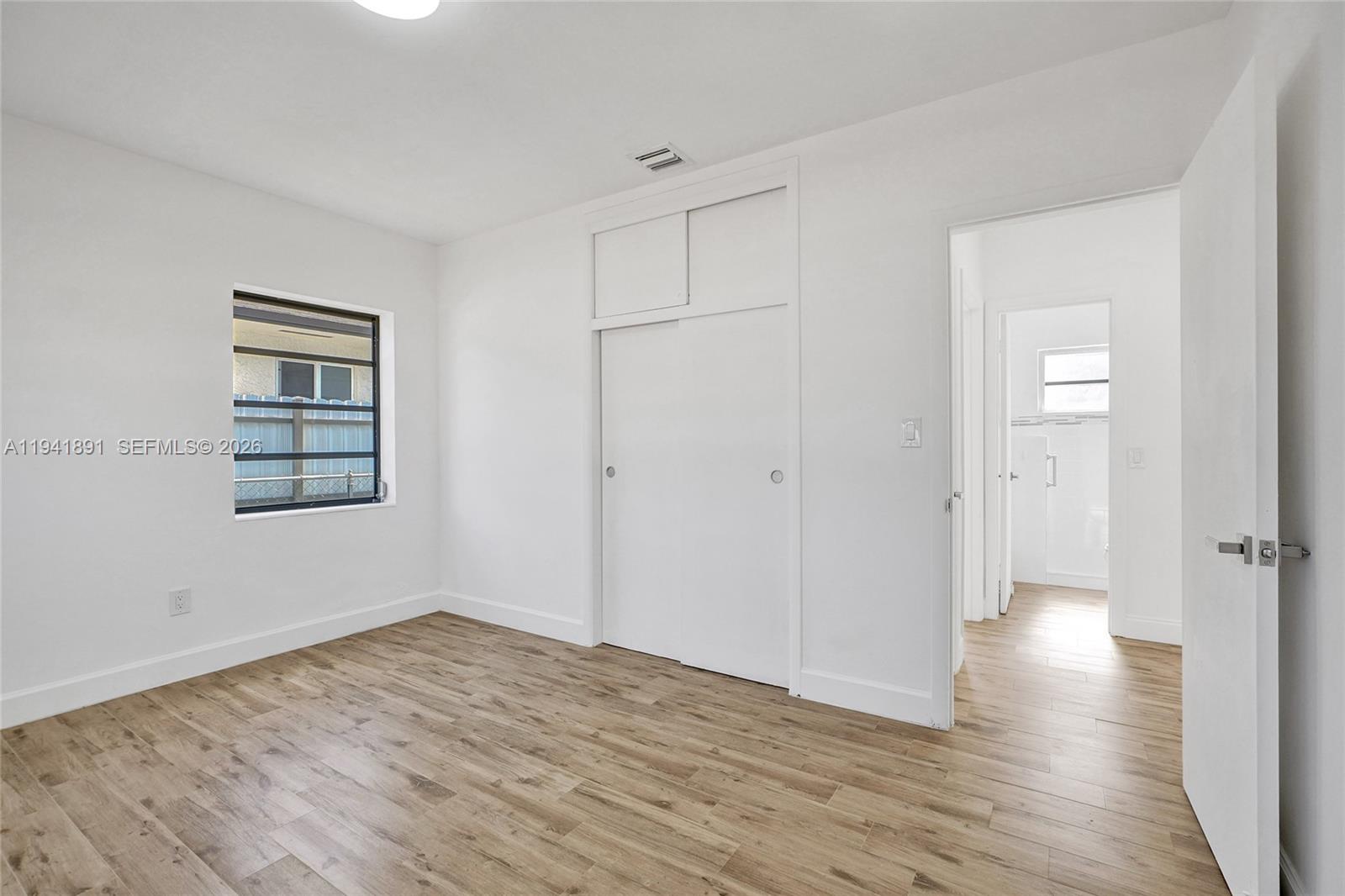 INGLESIDE PARK - Residential