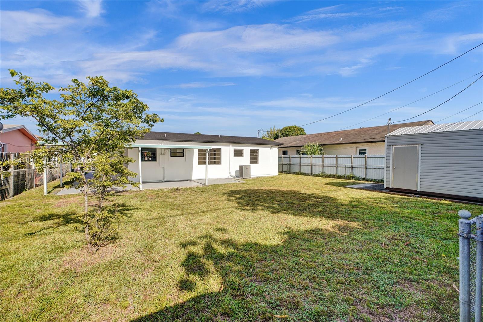 INGLESIDE PARK - Residential