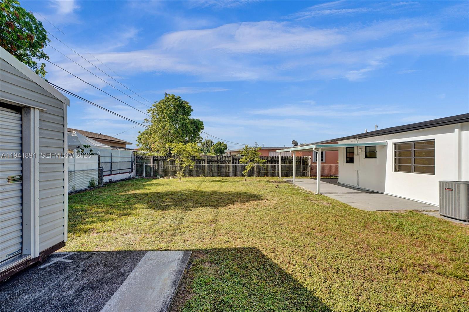 INGLESIDE PARK - Residential