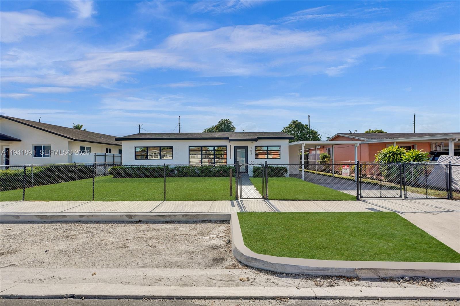 INGLESIDE PARK - Residential